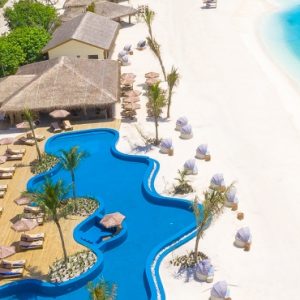 Luxury Maldives Holiday Packages You And Me Cocoon Maldives Green Carpet