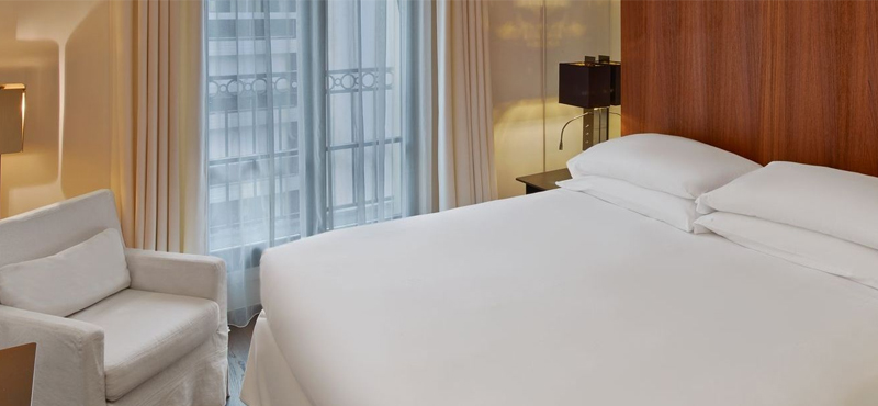 Luxury Paris Holiday Packages Le Metropolitan A Tribute Portfolio Hotel Paris Classic Room