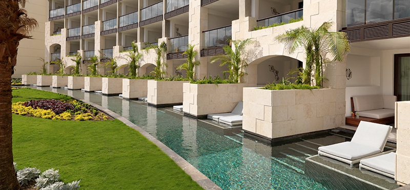 Luxury Mexico holiday Packages UNICO 2080 Riviera Maya Hotel Alcoba Swim Up Pool
