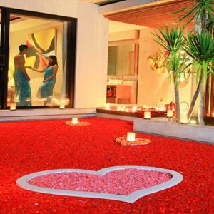 luxury Bali holiday Packages Berry Amour Romantic Villas Pool Filled With Flowers