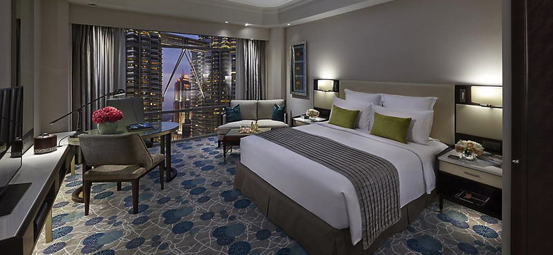 Luxury Malaysia Holiday Packages Mandarin Oriental Kuala Lumpur Club Twin Towers View Room