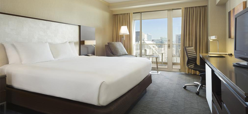 Luxury San Francisco Holiday Packages Hilton San Francisco Union Square Balcony Skyline 1 King Bed