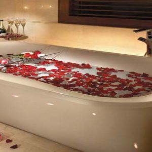 Shangri La Singapore Luxury Singapore Honeymoon Packages Honeymoon Suite Bathroom