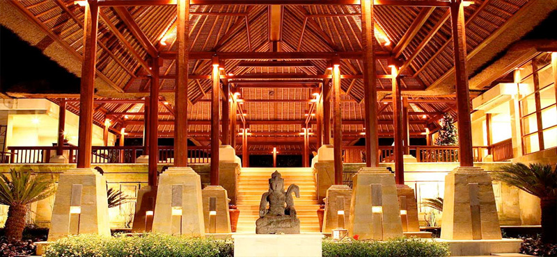 The Ubud Village Resort & Spa Bali luxury holiday Packages Banjar Lobby Lounge