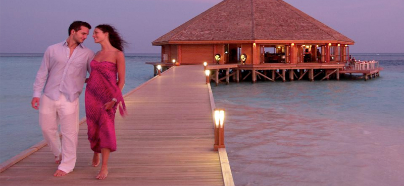 Vilamendhoo Island Resort And Spa Luxury Maldives holiday Packages Asian Wok Restaurant