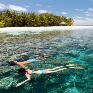 Vilamendhoo Island Resort And Spa Luxury Maldives holiday Packages Snorkelling