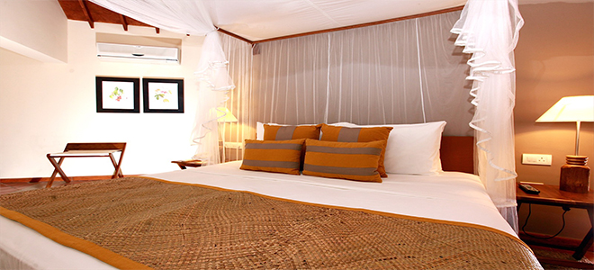 Cinnamon Wild Yala luxury Sri Lanka holiday Packages Jungle Chalet Bed Close Up