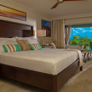2 Emerald Beachfront Club Level Junior Suite W Balcony Tranquility Soaking Tub Sandals Regency La Toc Luxury St Lucia holiday packages