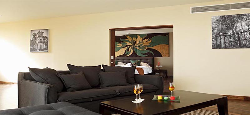 Centara Ceysands Resorts & Spa Sri Lanka holiday Packages Deluxe One Bedroom Suite