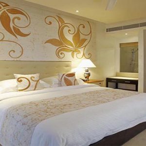 Centara Ceysands Resorts & Spa Sri Lanka Honeymoon Packages Royal Suite Room