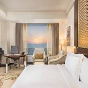 Luxury Dubai Holiday Packages Conrad Dubai King Deluxe Corner Room Panoramic View1