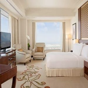 Luxury Dubai Holiday Packages Conrad Dubai King Executive Suite Lounge Access