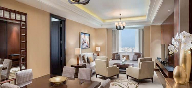 Luxury Dubai Holiday Packages Conrad Dubai King Executive Suite Lounge Access2