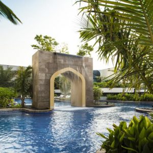 Luxury Dubai Holiday Packages Conrad Dubai Purobeach Urban Oasis Pool1