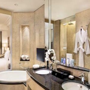 Luxury Dubai Holiday Packages Conrad Dubai Two Double Bed Deluxe Room Skyline View2