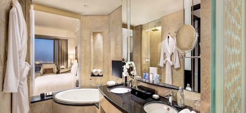 Luxury Dubai Holiday Packages Conrad Dubai Two Double Bed Executive Room Lounge Access1
