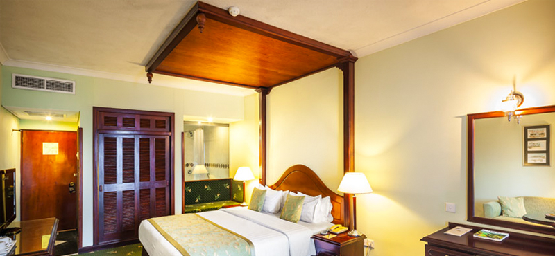 Luxury Sri Lanka Holiday Packages Mount Lavinia Direct Oceanview Rooms 3