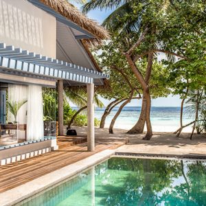 luxury Maldives holiday Packages Raffles Maldives Meradhoo Beach Villa4