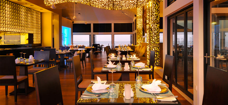 luxury Maldives holiday Packages Angsana Velavaru Azzurro Restaurant And Bar