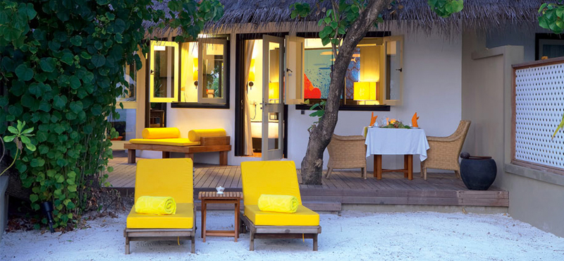 luxury Maldives holiday Packages Angsana Velavaru Beachfront Villa 4