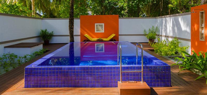 luxury Maldives holiday Packages Angsana Velavaru Deluxe Beachfront Pool Villa 2
