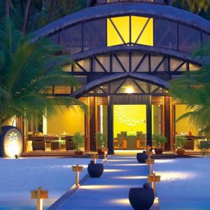 luxury Maldives holiday Packages Angsana Velavaru Exterior 2