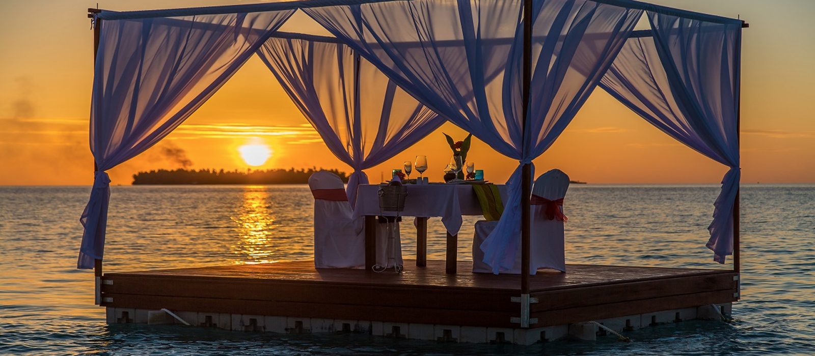 luxury Maldives holiday Packages Angsana Velavaru Header