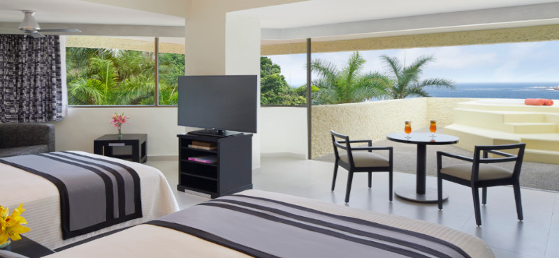 Luxury Mexico Holiday Packages Dreams Huatulco Preferred Club Junior Suite With Jacuzzi1