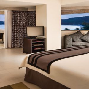 Luxury Mexico Holiday Packages Dreams Huatulco Preferred Club Junior Suite With Jacuzzi2