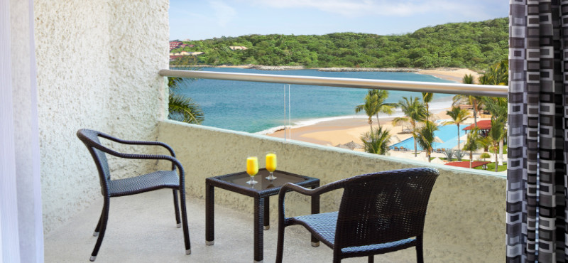 Luxury Mexico Holiday Packages Dreams Huatulco Resort And Spa Deluxe Partial Ocean View2