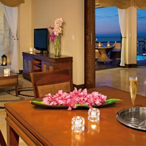 Luxury Mexico Holiday Packages Dreams Riviera Cancun Resort And Spa Mexico Preferred Club Ocean Front Governor Suite 2