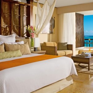 Luxury Mexico Holiday Packages Dreams Riviera Cancun Resort And Spa Mexico Preferred Club Ocean Front Honeymoon Suite