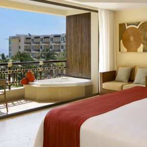 Luxury Mexico Holiday Packages Dreams Riviera Cancun Resort And Spa Mexico Preferred Club Ocean View And Pool Front