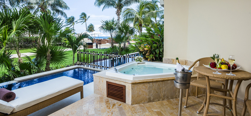 Luxury Mexico Holiday Packages Dreams Riviera Cancun Resort And Spa Mexico Preferred Club With Plunge Pool 9