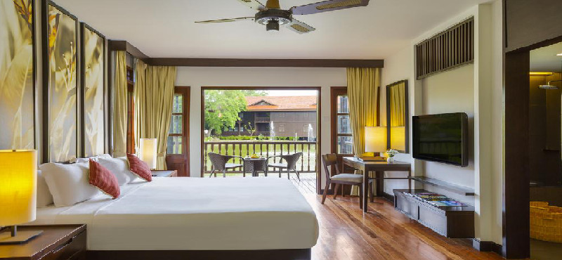Luxury Langkawi Holiday Packages Meritus Pelangi Beach Resort & Spa Lakefront Room
