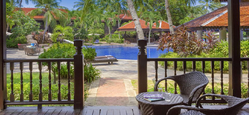 Luxury Langkawi Holiday Packages Meritus Pelangi Beach Resort & Spa Pool Terrace Room2