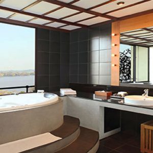 Luxury Sri Lanka Holiday Packages Heritance Kandalama Luxury Suite Bathroom