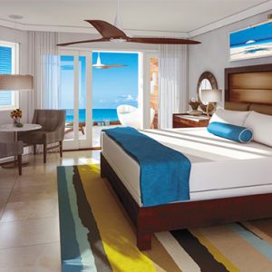 Sandra Negril Jamaica Honeymoon Caribbean Beachfront Walkout Grande Luxe Clb Level Room W Tranquility Soaking Tub Bedroom