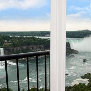Luxury Canada Holiday Packages Sheraton On The Falls Bi Level Suites 2