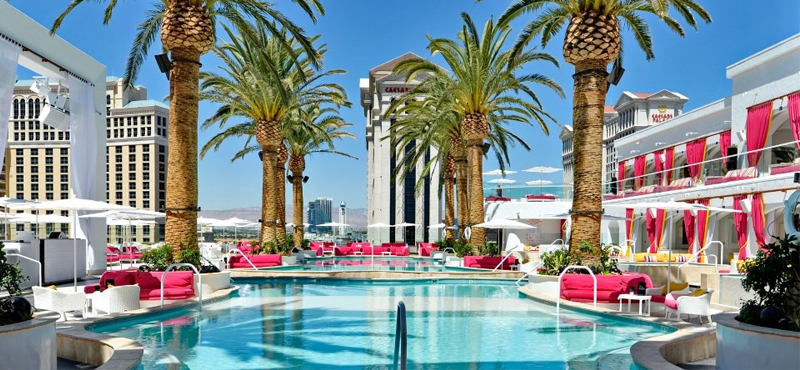 The Best Pool Parties In Las Vegas The Cromwell Las Vegas