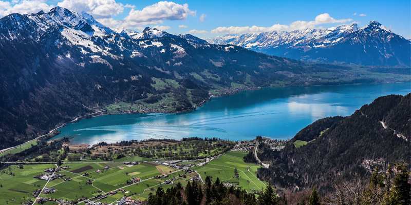 Winters Vs Summer In Switzerland Switzerland Holiday Packages Lake Thun