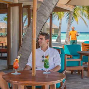 Veligandu Island Resort & Spa Luxury Maldives Holiday Packages Athiri Bar