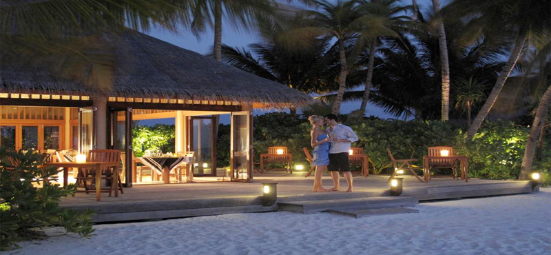 Veligandu Island Resort & Spa Luxury Maldives Holiday Packages The Madivaru Restaurant