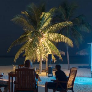 Veligandu Island Resort & Spa Luxury Maldives Holiday Packages Thundi Bar