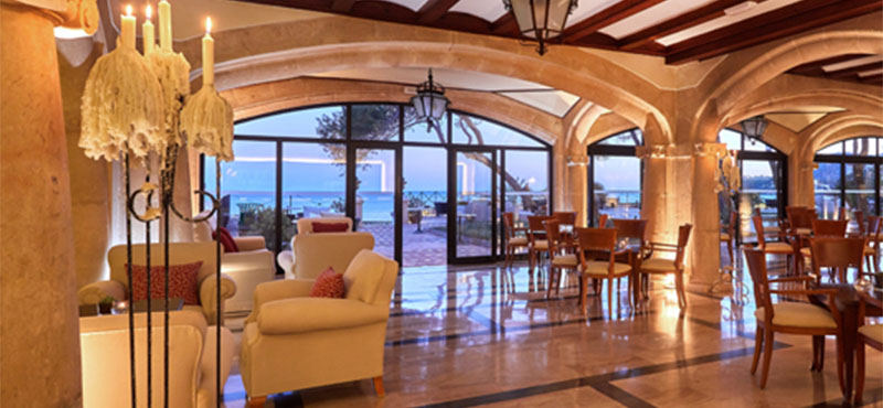 Luxury Spain Holiday Packages Secrets Mallorca Villamil Resort & Spa Piano Bar 1