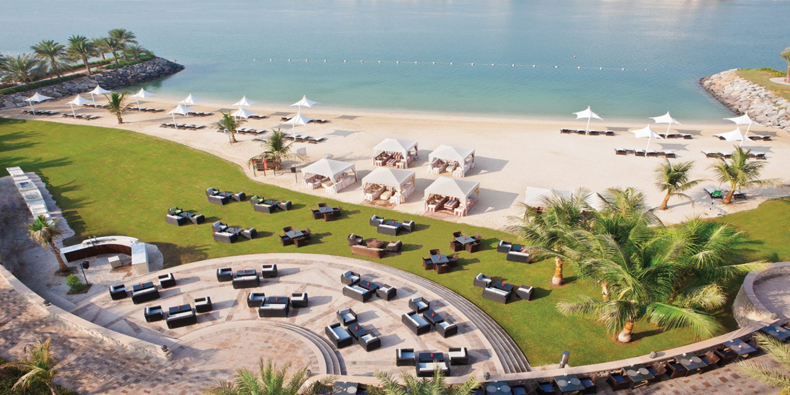 Luxury Abu Dhabi Holiday Packages Traders Hotel Qaryat Al Beri