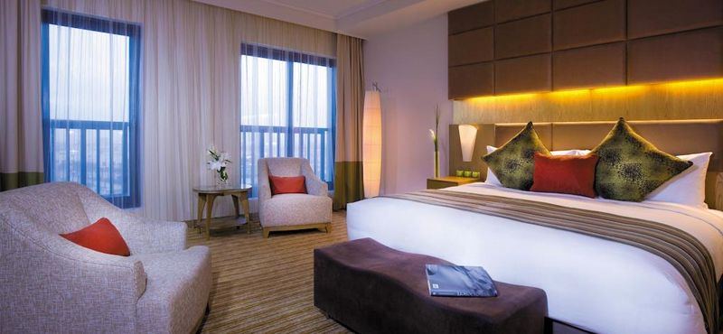 Luxury Abu Dhabi Holiday Packages Traders Hotel Qaryat Al Beri Executive Suite 2