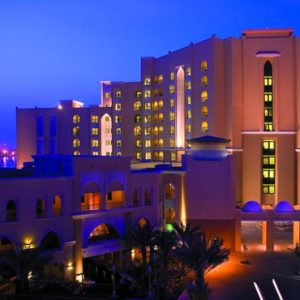 Luxury Abu Dhabi Holiday Packages Traders Hotel Qaryat Al Beri Exterior 5