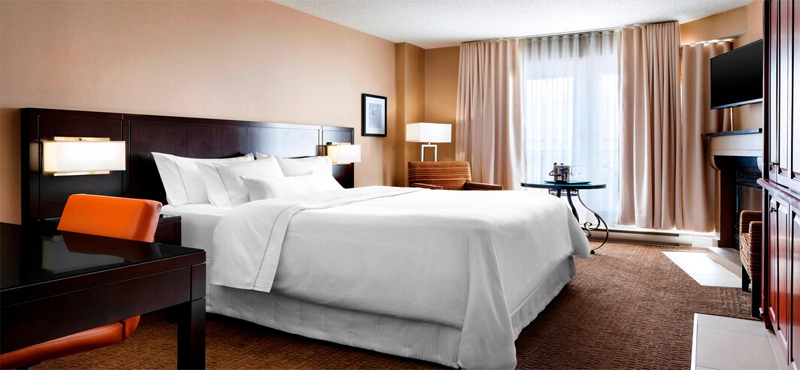 Luxury Canada Holiday Packages Le Westin Resort And Spa Tremblant Quebec Traditional, Guest Room, 1 Queen, Fireplace