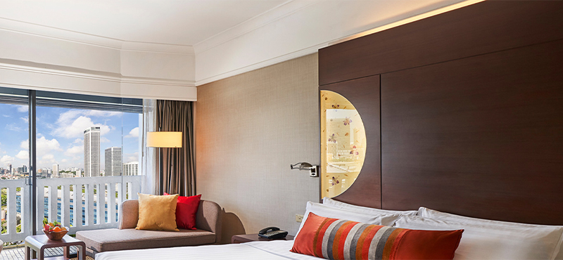 Luxury Singapore Holiday Packages PARKROYAL On Marina Bay Deluxe Room Bedroom